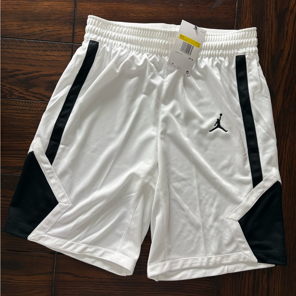 Jordan White Basketball/Athletic Shorts Jumpman Logo NWT